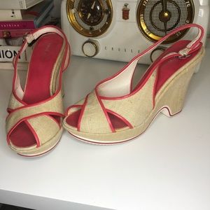 Nine West summer wedges with red piping